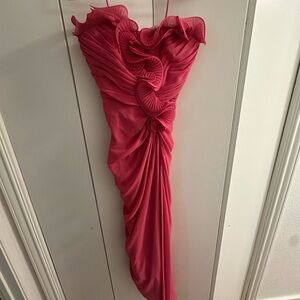 Badgley Mischka Strapless Fuchsia Dress